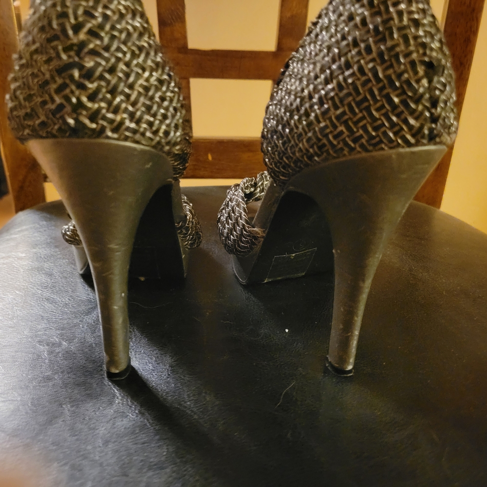 Women's Woven pewter and color Peep-Toe Shoes